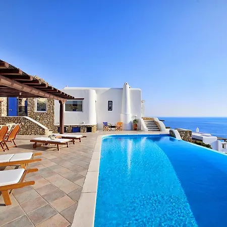 Villa Mykonian Dianthus *